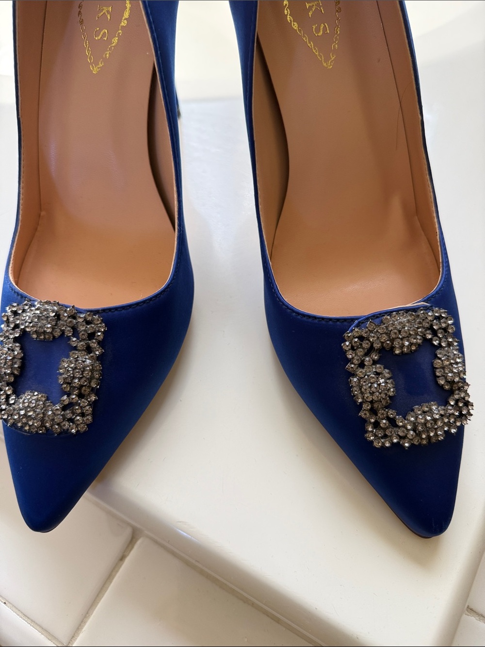 Blue Satin Pointed-Toe Pumps with Crystal Buckle size 10.5 sex and the city NEW - Picture 4 of 4